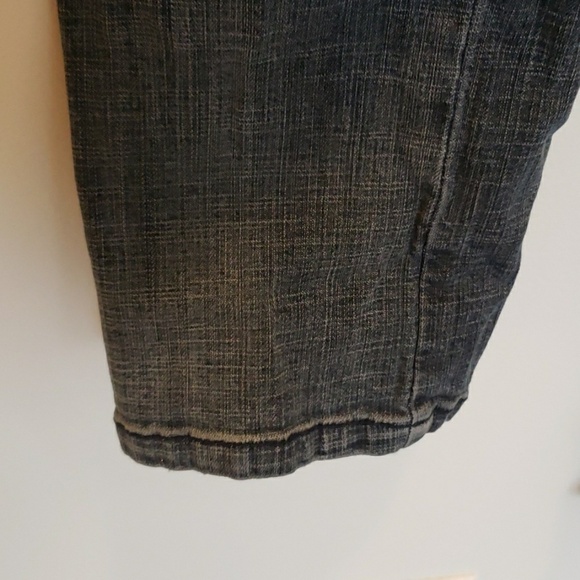 Hydraulic Distressed Skinny Jeans - Picture 4 of 7